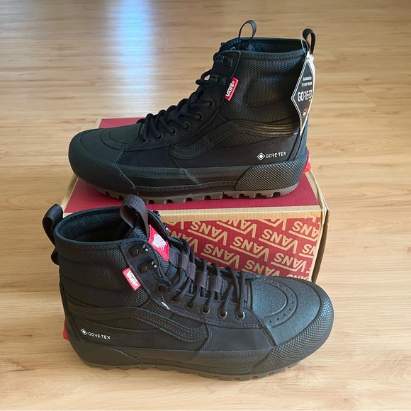 Vans SK8-HI GORE-TEX MTE-3 'BLACKOUT' Women 9.0 US Mens 7.5 US - Picture 1 of 13
